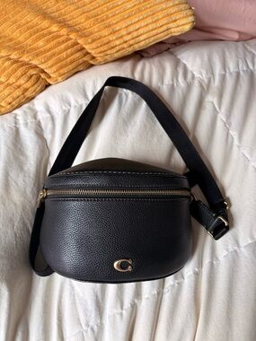 Coach waist Black Leather Belt Bag - Gold Hardware